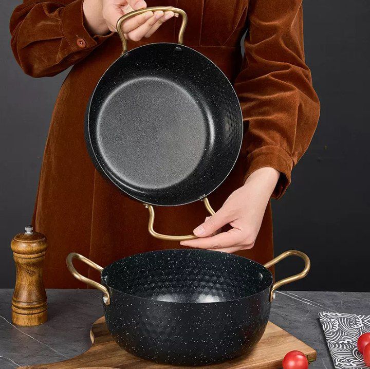 ووك أسود مط بيد جولد 17 سم