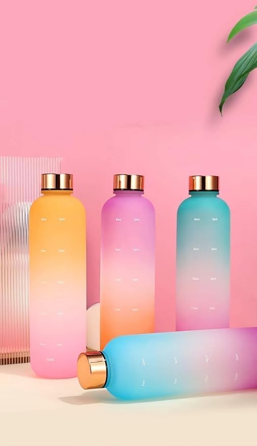 زجاجة مياه بسعة1 لتر مع علامات زمنية لتذكيرك بشرب الماء على مدار اليوم، وتتميز بغطاء مانع للتسرب من الستانلس ستيل.