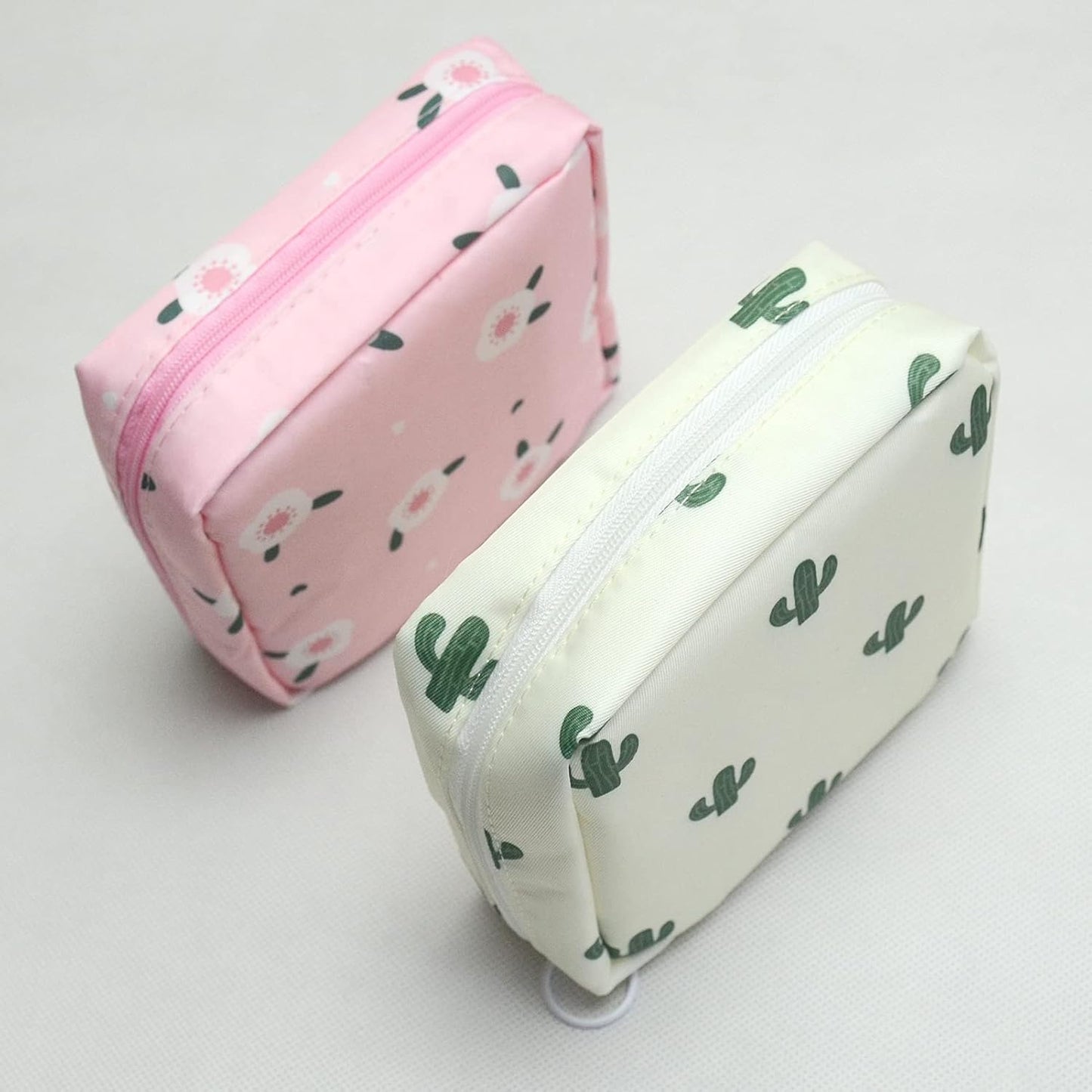 شنطة تخزين المناديل الصحية