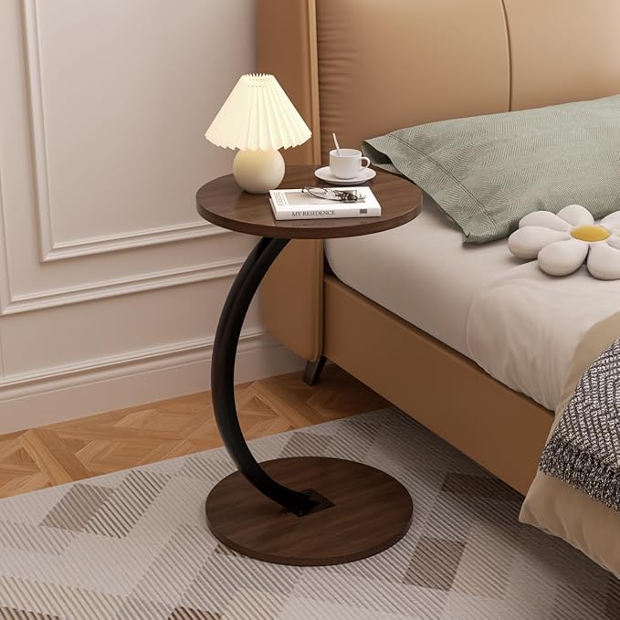 طاولة جانبية على شكل حرف C - تصميم عصري وعملي