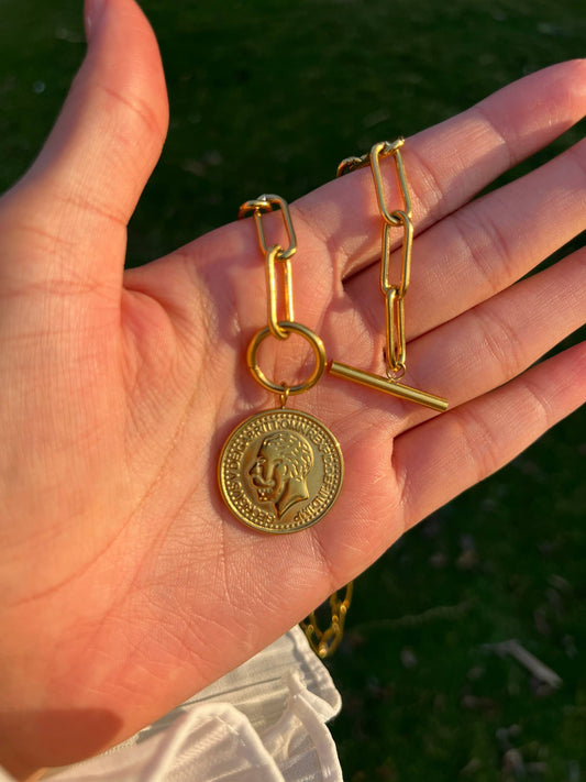 سلسلة كوين ستانلس ستيل بيور أنيقة