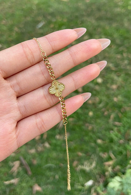 إسوارة فان كليف ستانلس ستيل مطلية بالذهب