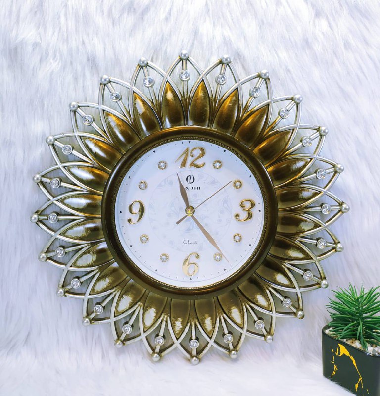 ساعة حائط أكريليك مودرن