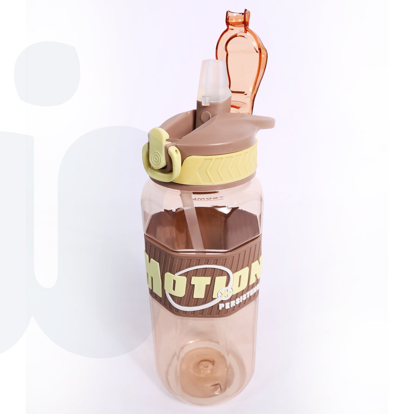 زجاجة مياه سعة 750 مل – مناسبة للمدرسة