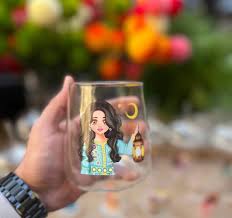 أكواب شاي زجاجية (أو "كوب عصير") بتصميم رمضاني كرتوني أنيق