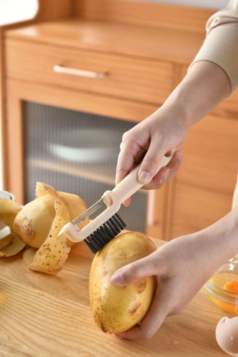فرشاة تنظيف وتقشير البطاطس والجزر – فرشاة مرنة قابلة للفصل