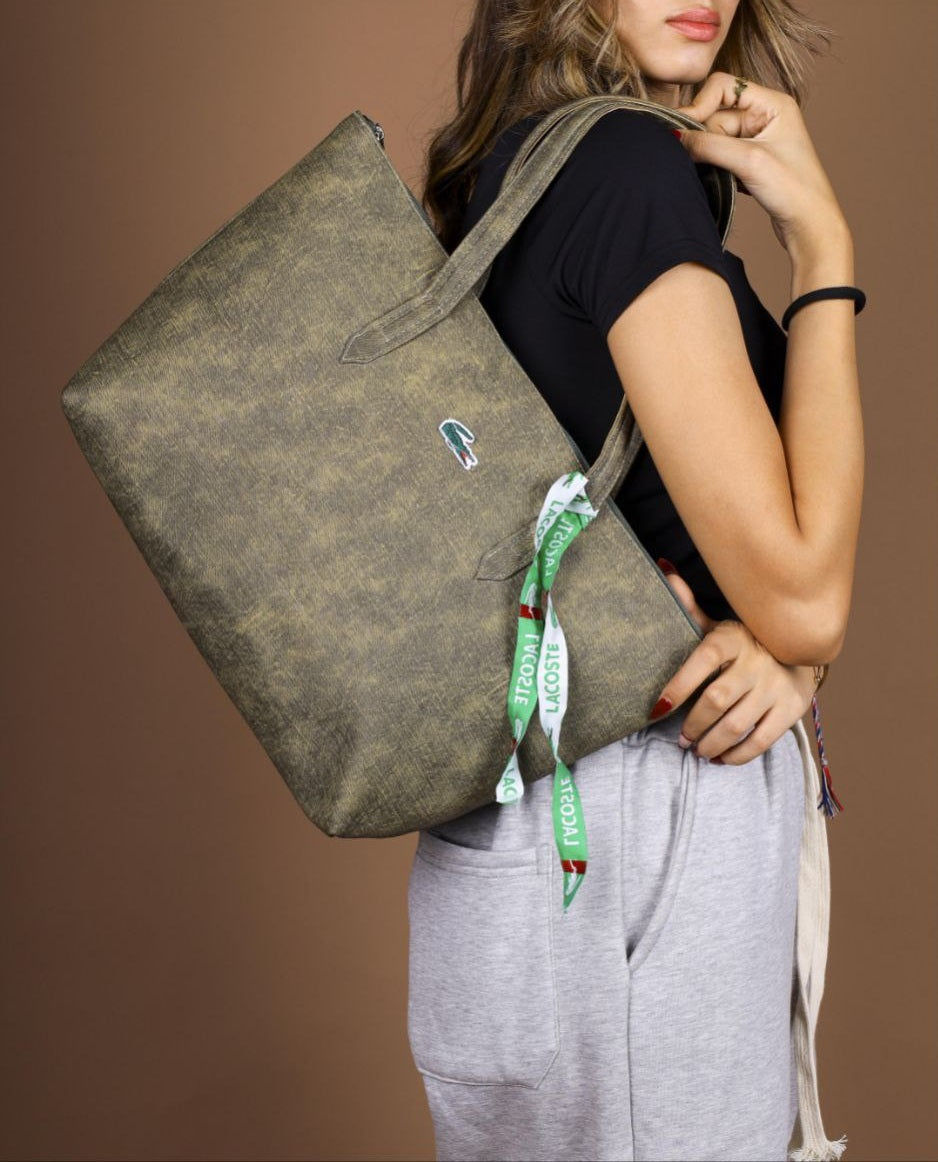 شنطة Lacoste – متعددة الألوان