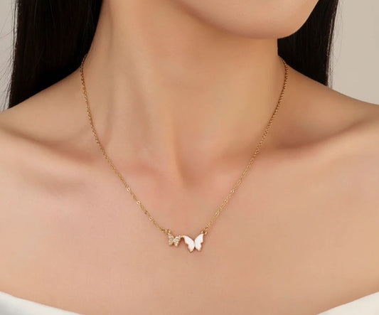 سلسلة فراشة ستانلس ستيل ذهبي