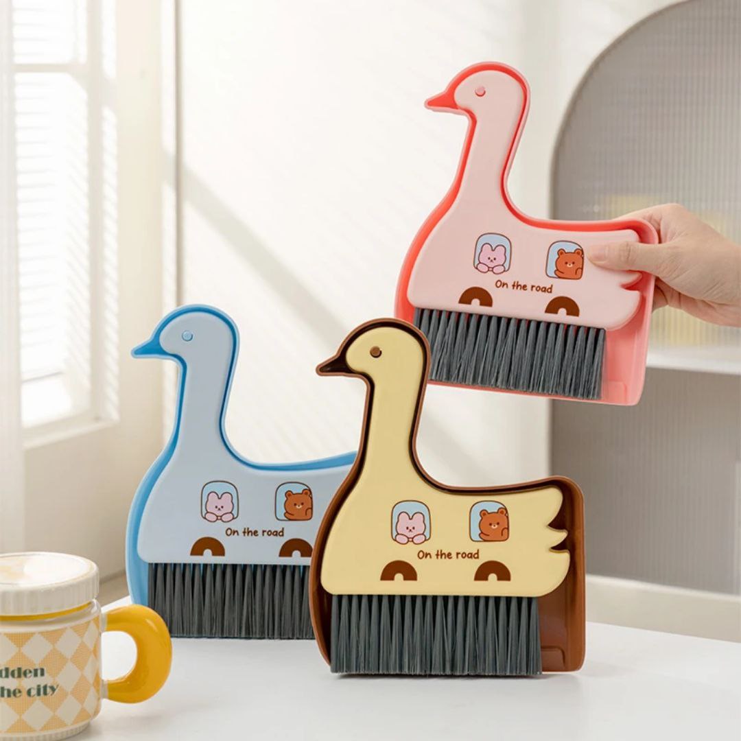 ميني جاروف وفرشة على شكل بطة