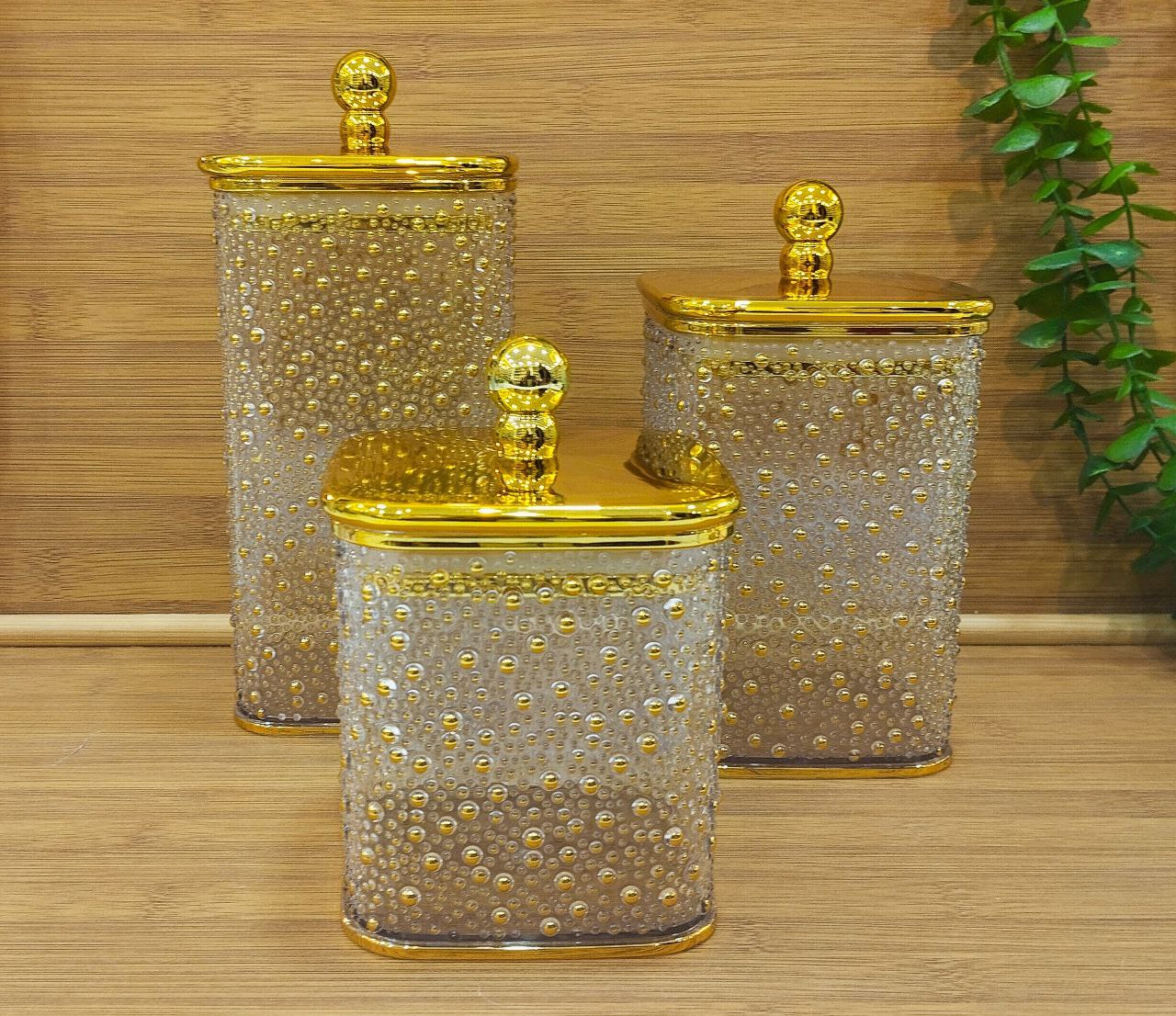 طقم بطرمانات شيك جدًا 3×1