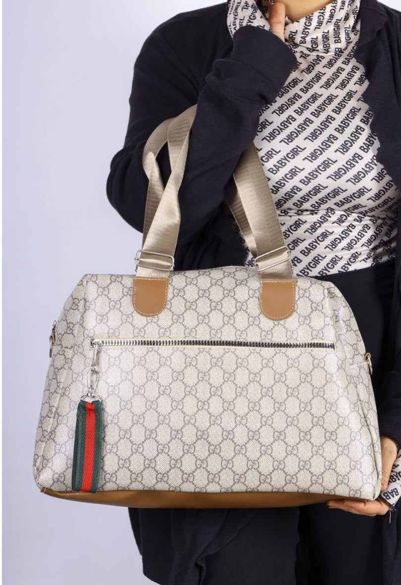 شنطة Hand Bag – متعددة الألوان 29×36 سم
