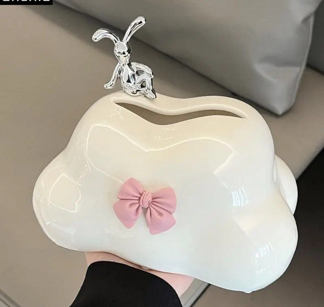 علبة مناديل بورسلين مع فيونكة وأرنب