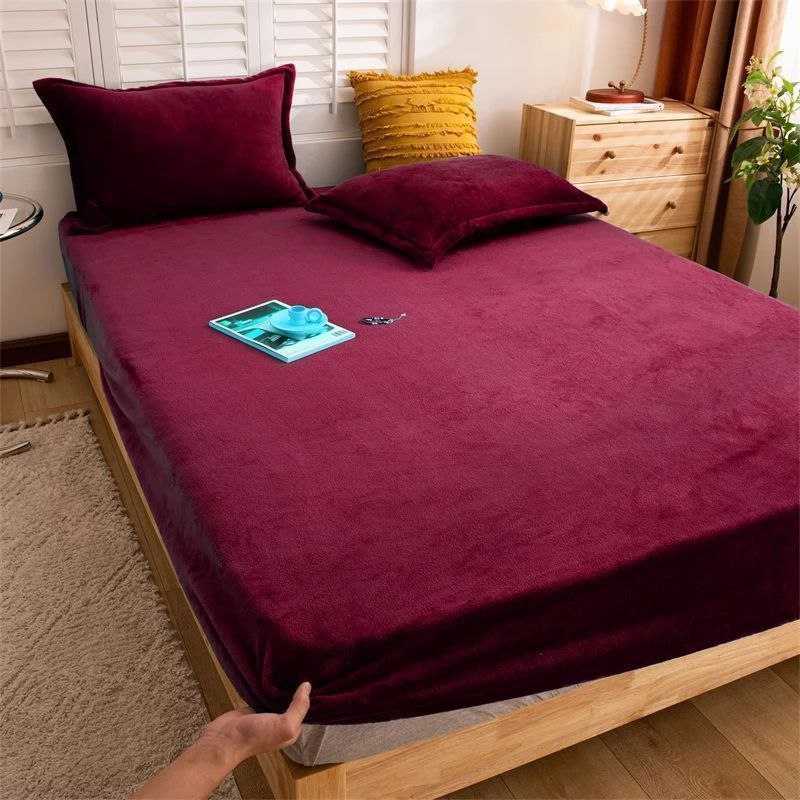 مفرش سرير قطيفة تقيل زبدة ليكرا – 3 قطع