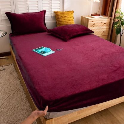 مفرش سرير قطيفة تقيل زبدة ليكرا – 3 قطع