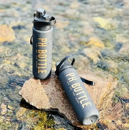 زجاجة مياه رياضية بسعة 1 لتر مع شفاطة وحزام تعليق – تصميم تحفيزي مقاوم للتسرب