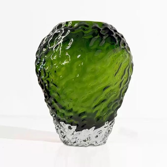 مزهرية زجاجية خضراء بنقوش بارزة بقاعدة كريستال 26×16 سم