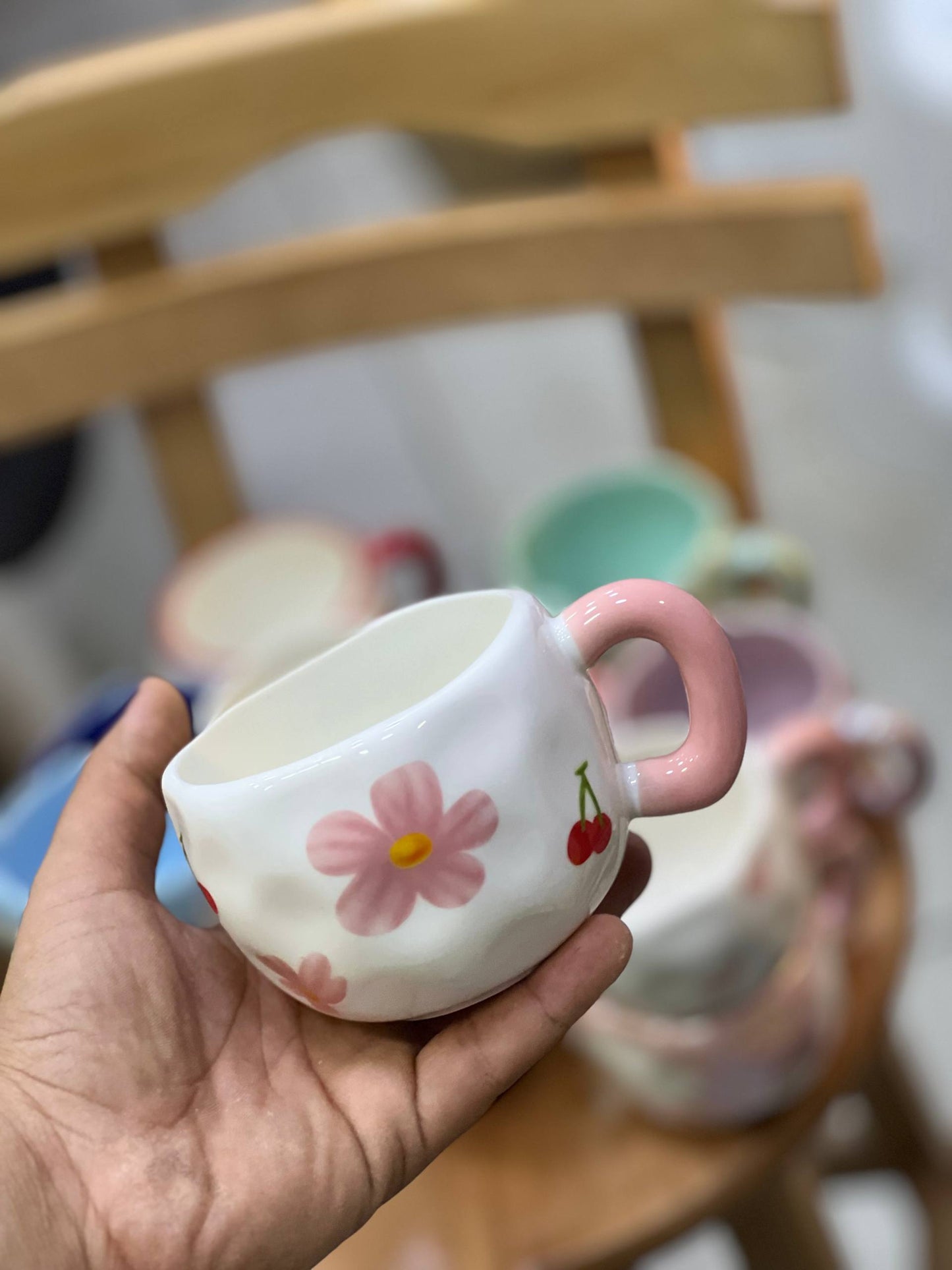 مج بورسلين تريندي أنيق – تصميم عصري مميز