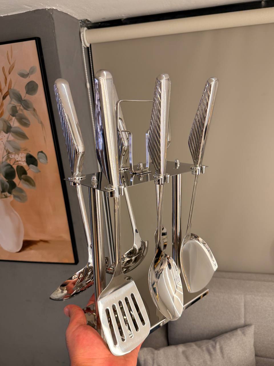 طقم توزيع استالس للاستخدام اليومي – 6 قطع مع استاند