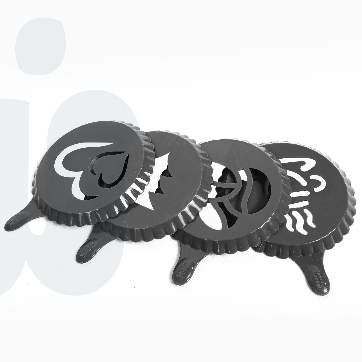 قوالب تزيين القهوة والحلويات من البلاستيك – تصاميم متنوعة لإبداعك اليومي