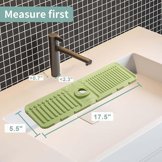 حصيرة سيليكون لحماية الحوض من رذاذ الماء – مع تصريف مائل – 44.5×14 سم