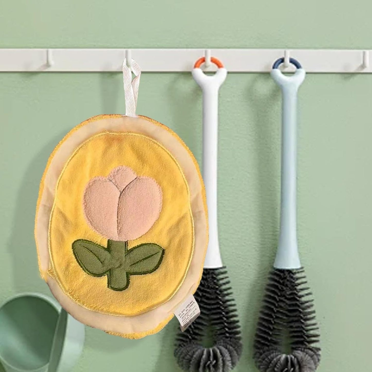 منشفة يد ماصة سريعة الجفاف بتصميم زهري – مناسبة للمطبخ والحمام