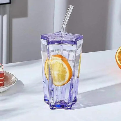 كوب زجاجي مع غطاء وماصة - تصميم فريد ومبتكر
