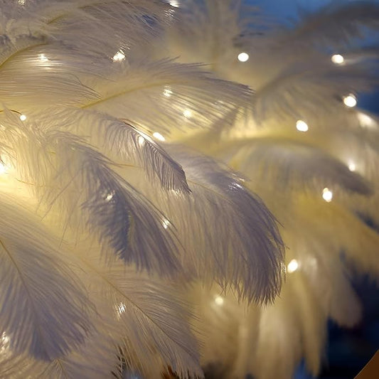 أباجورة على شكل ريش بإضاءة ليلية ناعمة – تصميم أنيق لغرف النوم