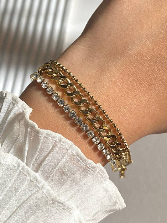 إسورة متعددة الطبقات مطلية بالذهب – تصميم سلسلة تنس بفصوص زركون