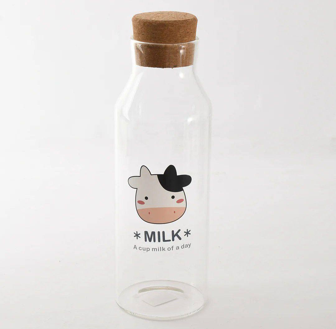 الزجاجة التريند – زجاجة لبن شكل البقرة بسعة 1200 ملل