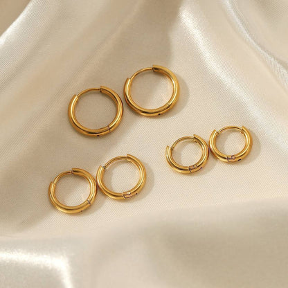 طقم حلقان تكه من ثلاث مقاسات – تصميم أنيق وبسيط