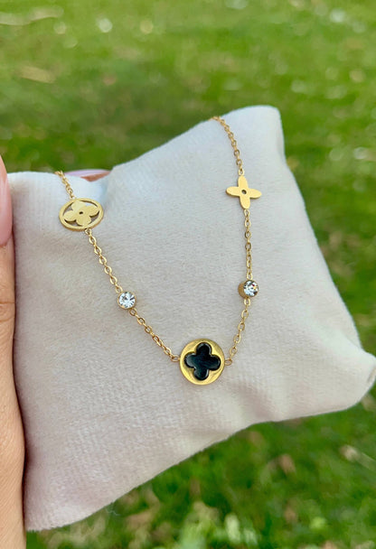 إسوارة ستانلس ستيل أنيقة