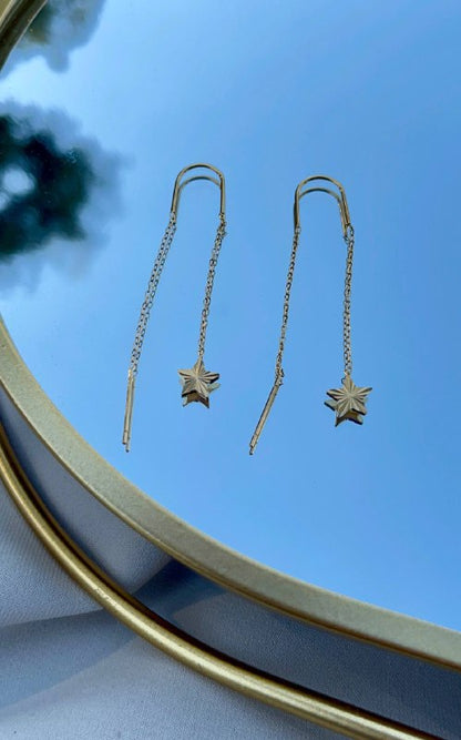 حلقان متدلية من الستانلس ستيل باللون الذهبي بتصميم نجمة