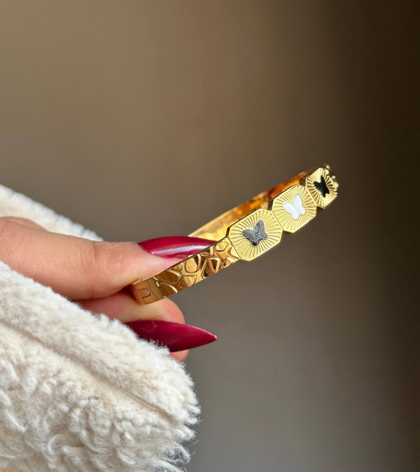 اسوره ستالس