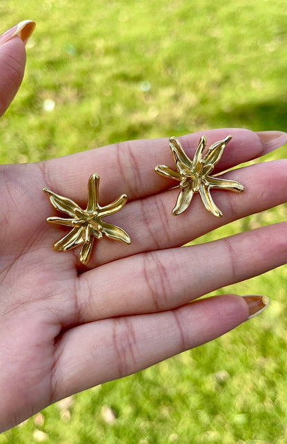 حلق ورده ستالس بيور ذهبي فاخر