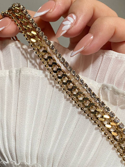 إسورة متعددة الطبقات مطلية بالذهب – تصميم سلسلة تنس بفصوص زركون