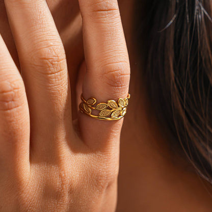 خاتم غصن الزيتون باللون الذهبي – رمز السلام والازدهار من الستانلس ستيل