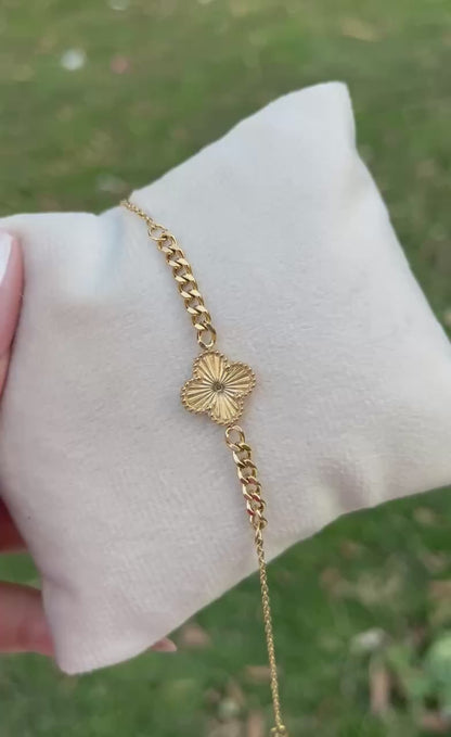 إسوارة فان كليف ستانلس ستيل مطلية بالذهب